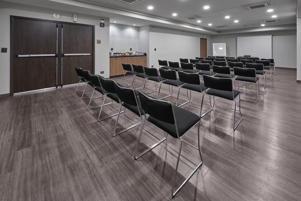 City Express By Marriott Monterrey Lindavista Guadalupe  Ngoại thất bức ảnh