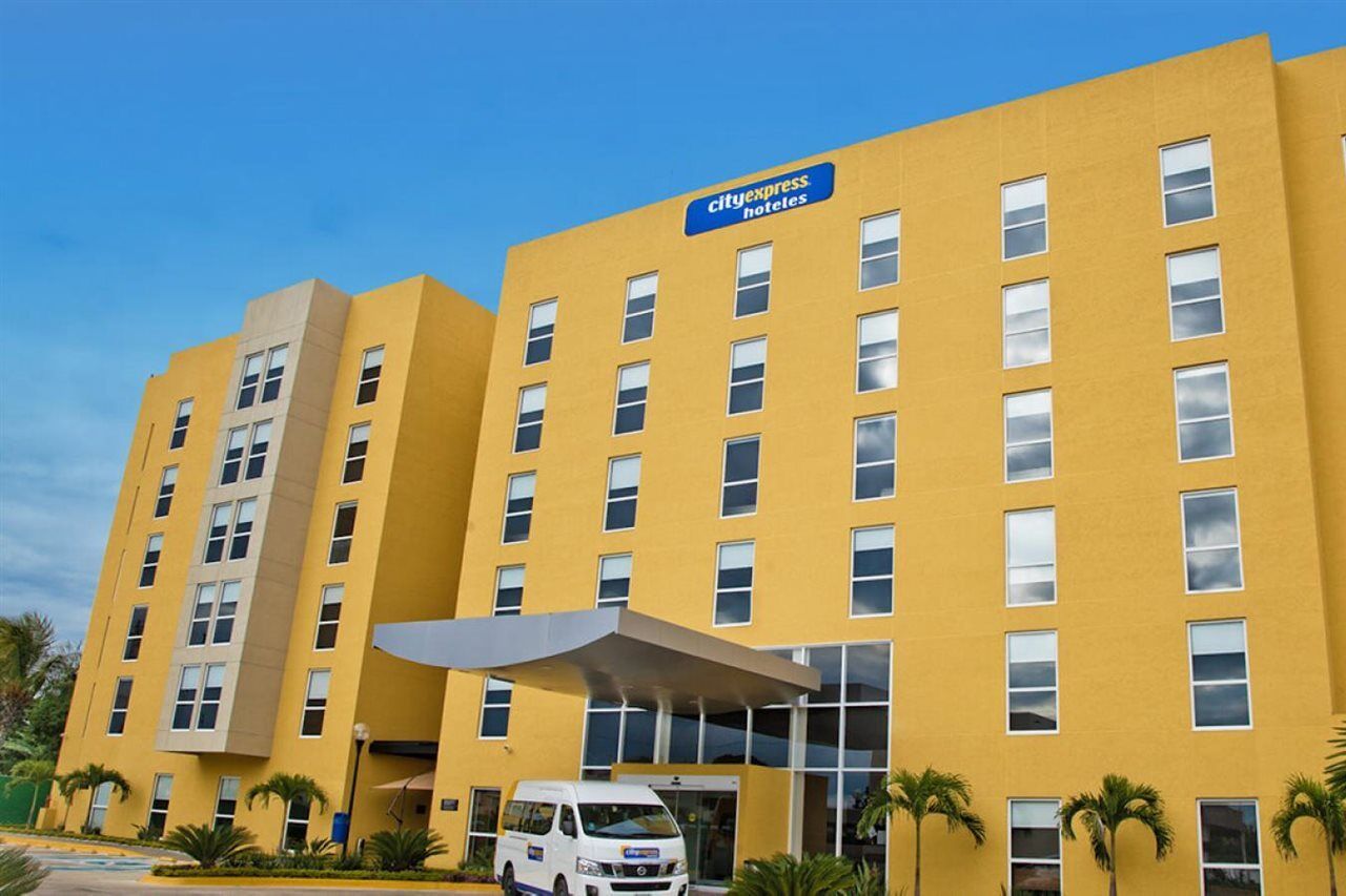 City Express By Marriott Monterrey Lindavista Guadalupe  Ngoại thất bức ảnh